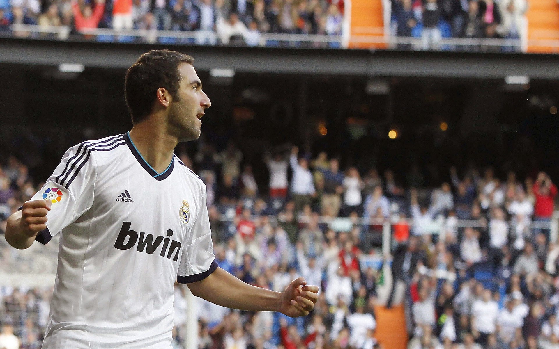 逆转神话：那些令人毛骨悚然的欧冠奇迹，天下足球欧冠十大逆转